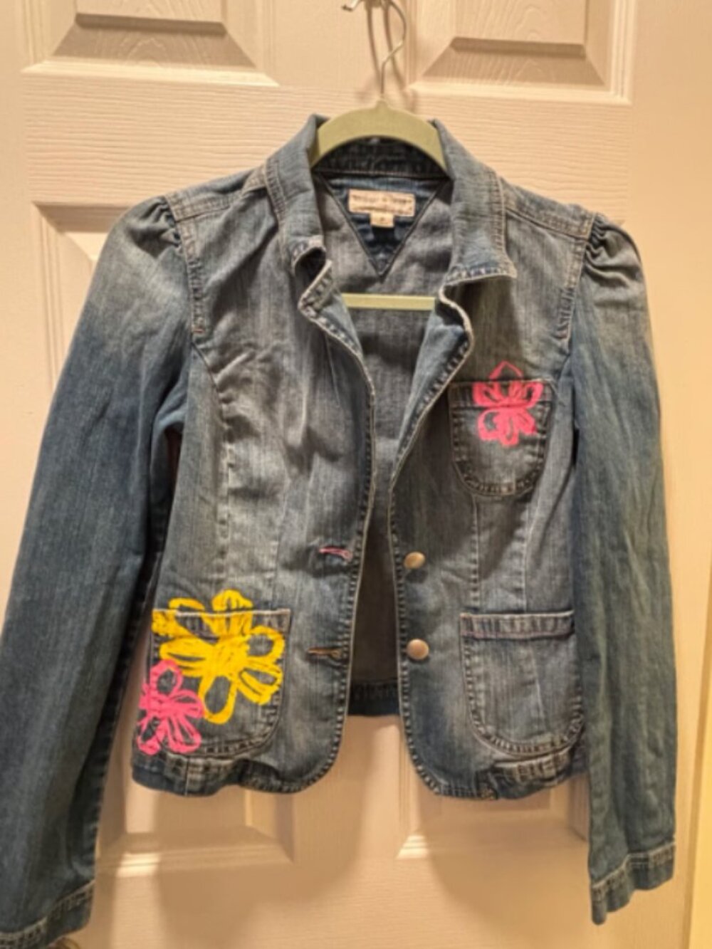 Tommy Jeans Floral Denim Jacket – Women’s Medium – 2005